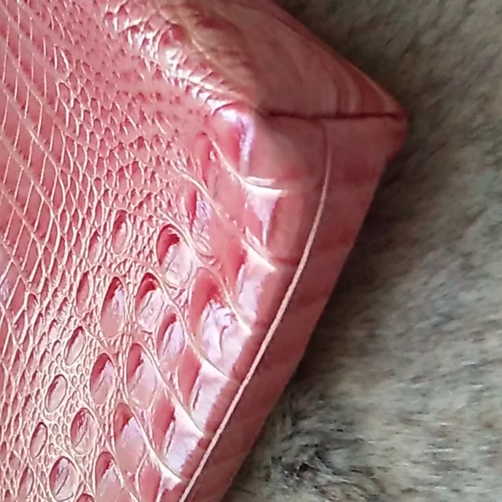 Brahmin Melbourne leather croc embossed cross-body handbag - Picture 7 of 10